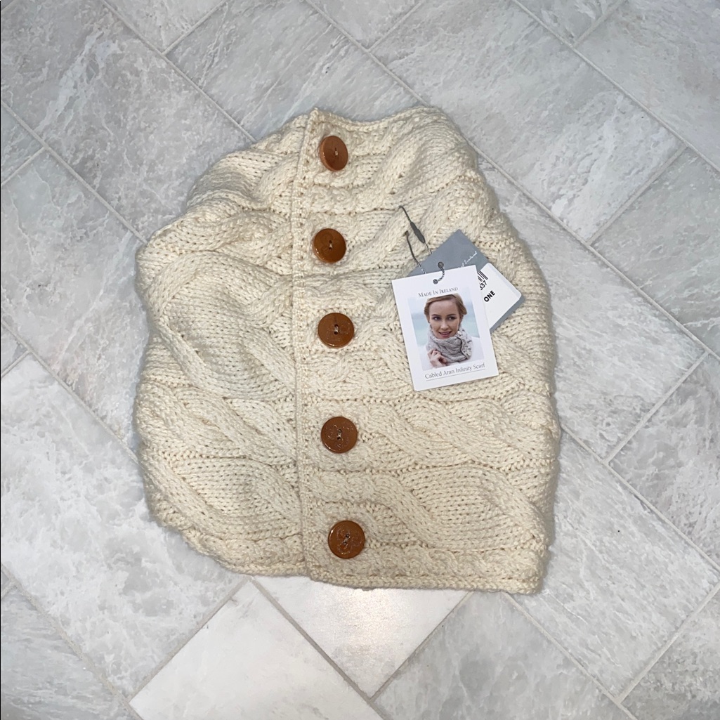 Aran Cabled Infinity Scarf — image 2 of 3